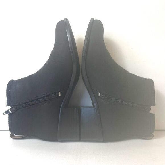 Vionic Black Leather Ankle Booties Block Heel Women's Sz 7 Comfort Casual Zip Up - Picture 5 of 10